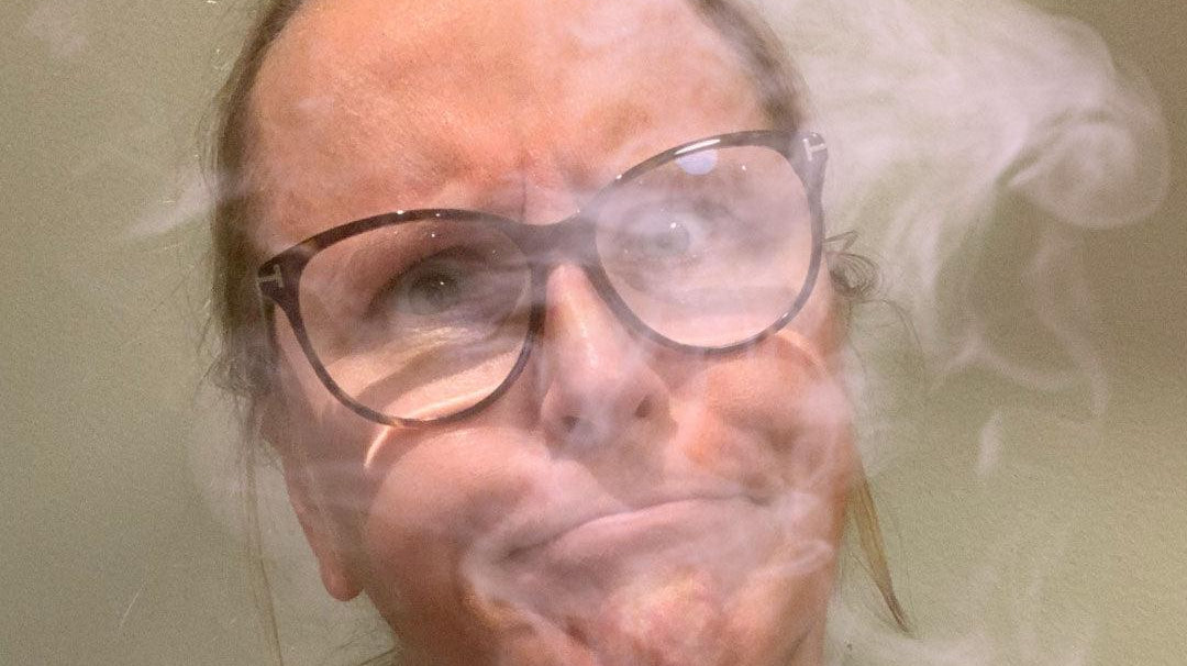 Varför får man mensvärk? - Comfydence